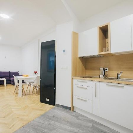 Apartment Center - Kersnikova Ljubljana Bagian luar foto