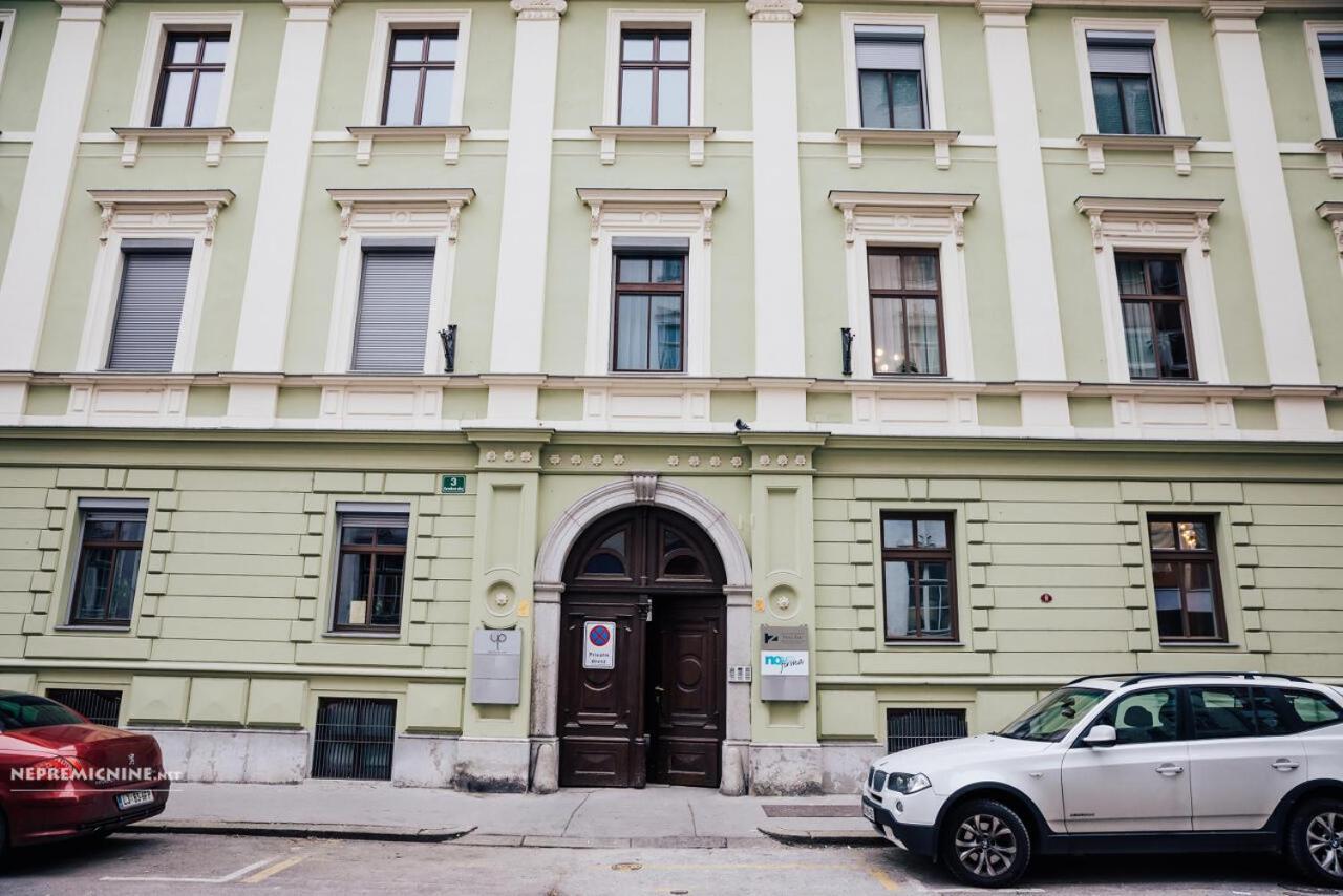 Apartment Center - Kersnikova Ljubljana Bagian luar foto
